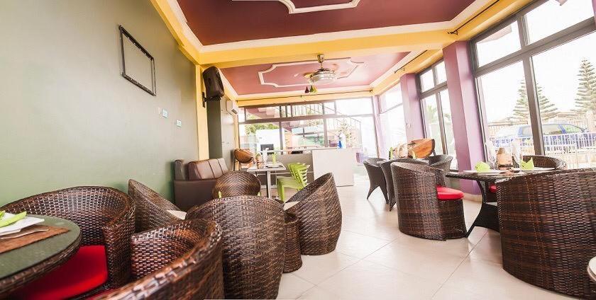 Triple Hill Hotel Weija Exterior photo